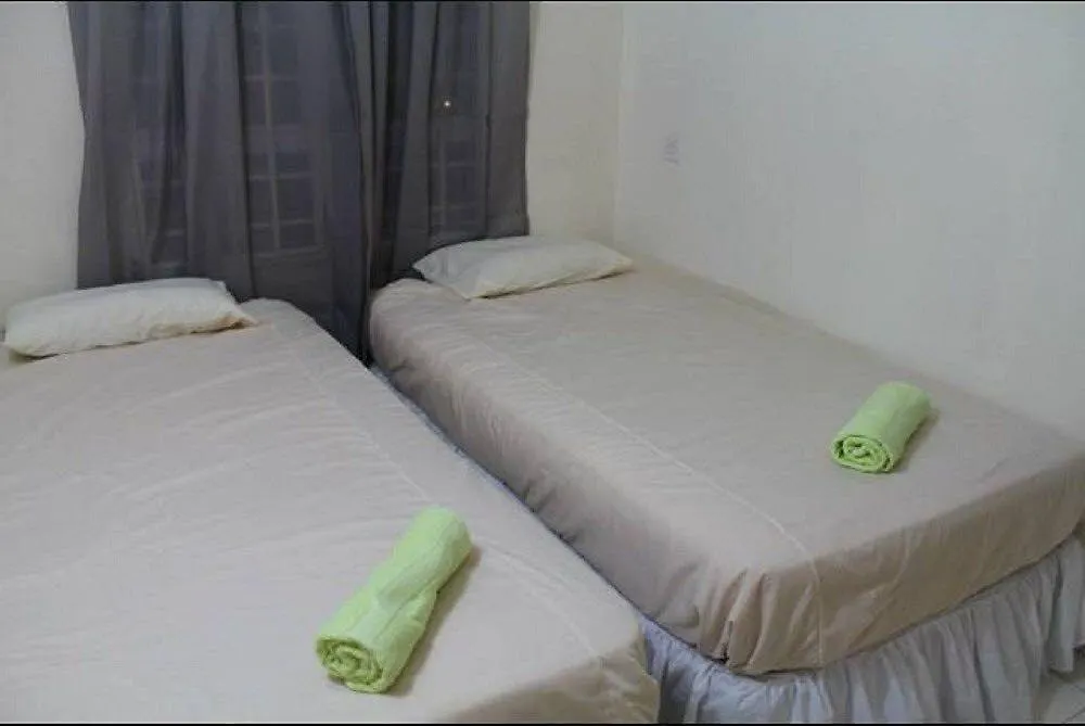 Putra Place Home Inn カンパン・サンガイ・ニボン 2*,
